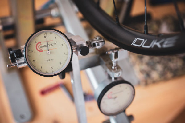 Cours de fabrication de roues - 1 jour – Image 4